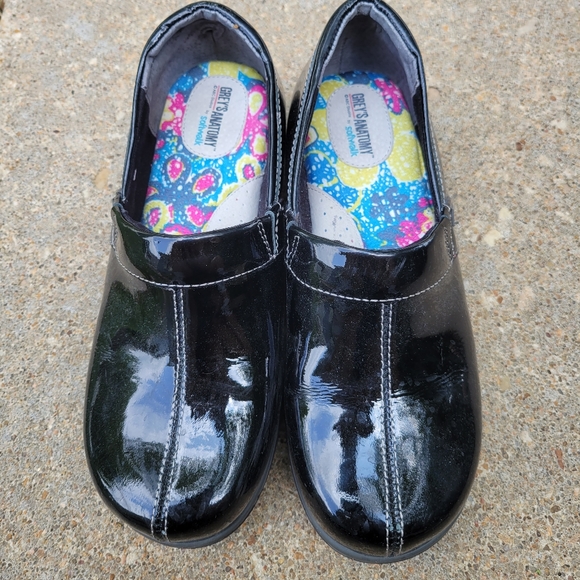 meredith nursing shoes